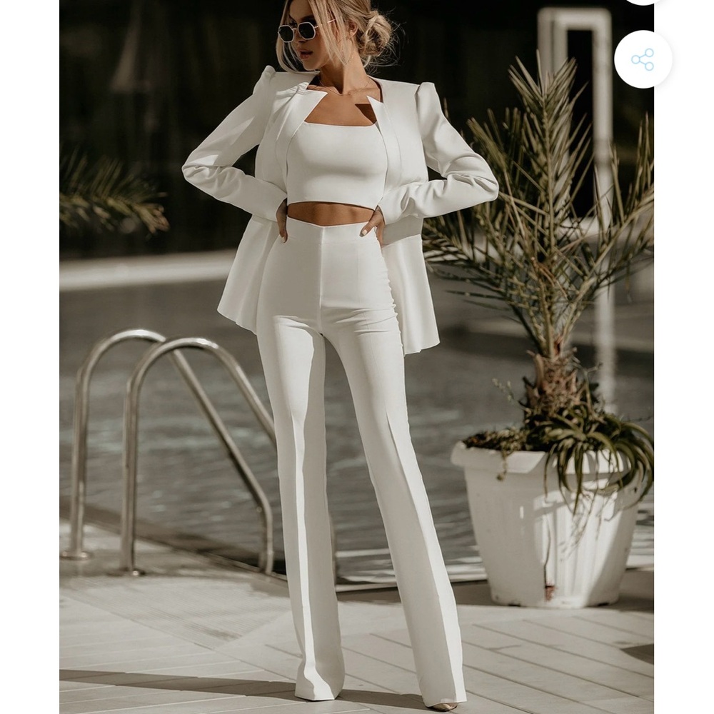 White ELAGIA Suit